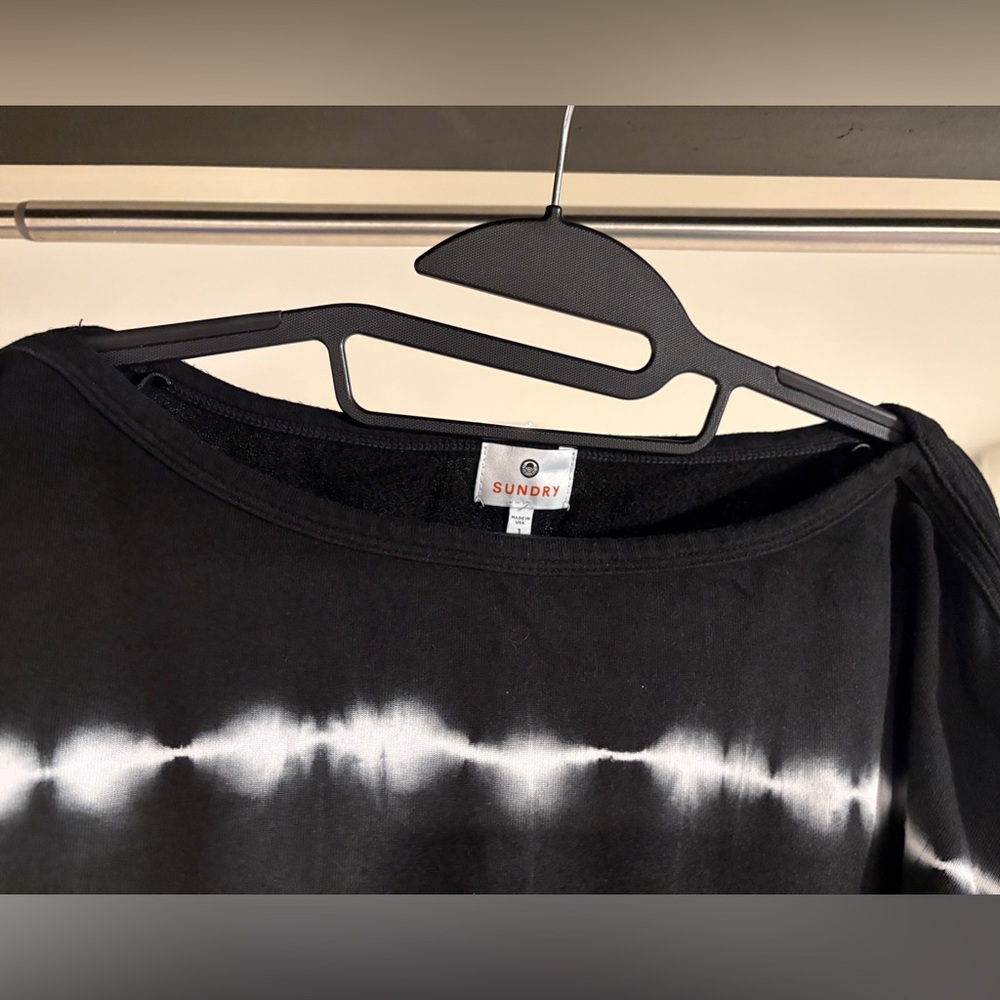 Sundry Monochrome Tie-Dye Sweatshirt - Picture 2 of 3